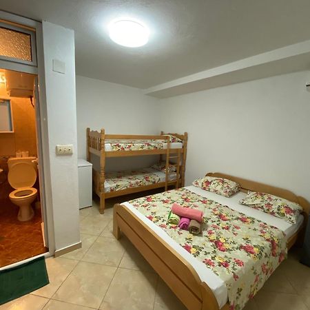 Apartments Zalli Улцинь Экстерьер фото