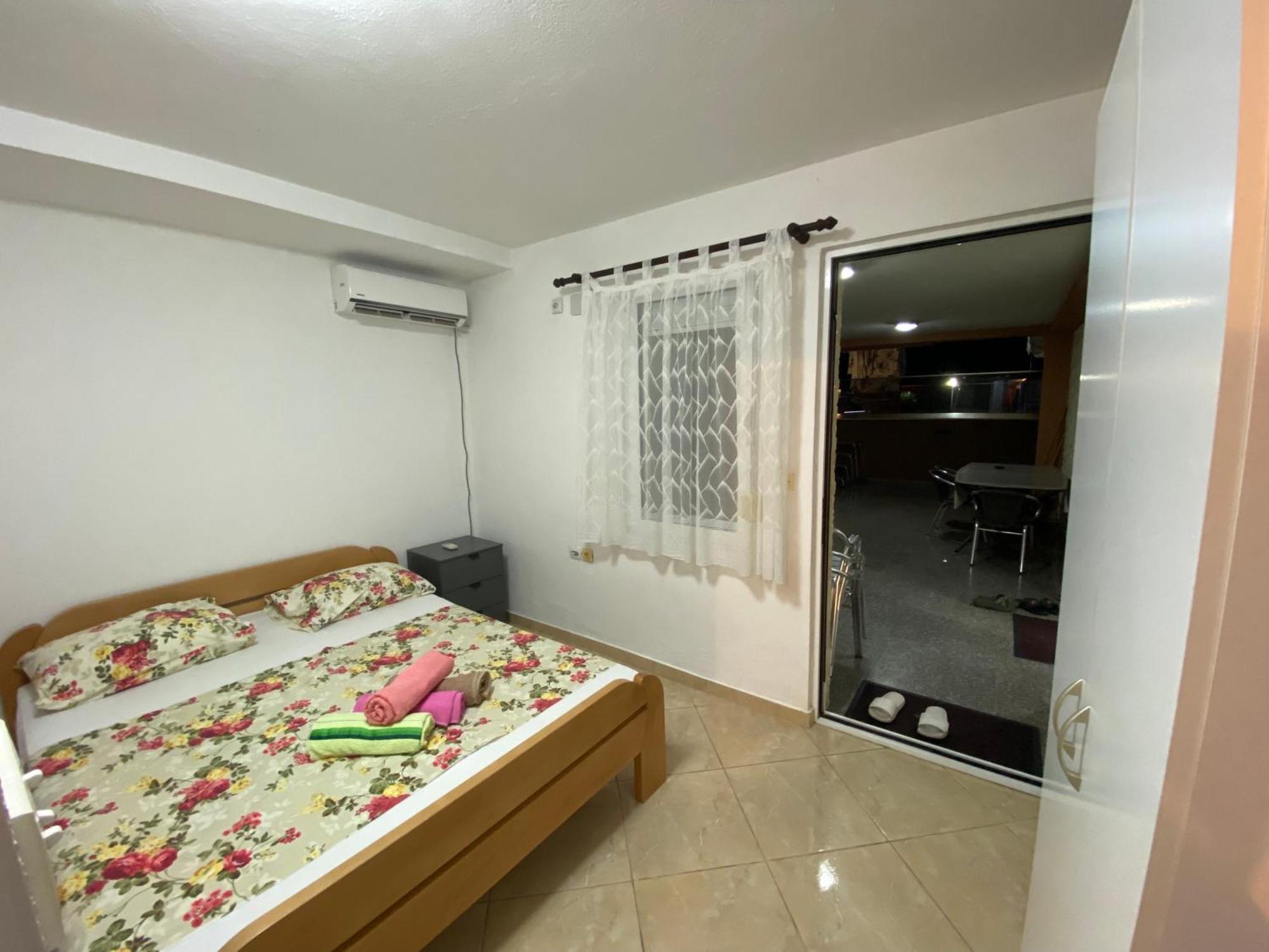 Apartments Zalli Улцинь Экстерьер фото