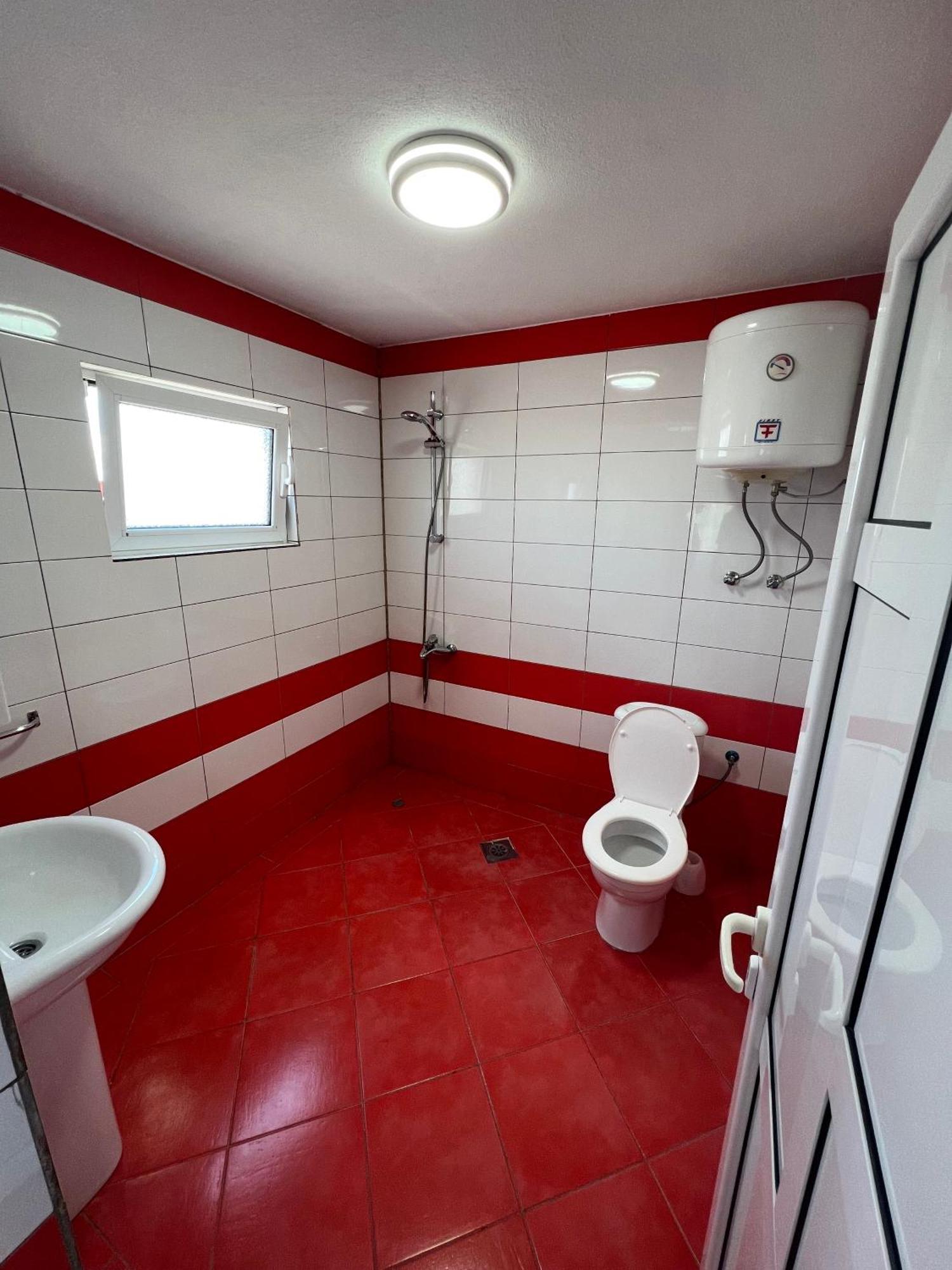 Apartments Zalli Улцинь Экстерьер фото