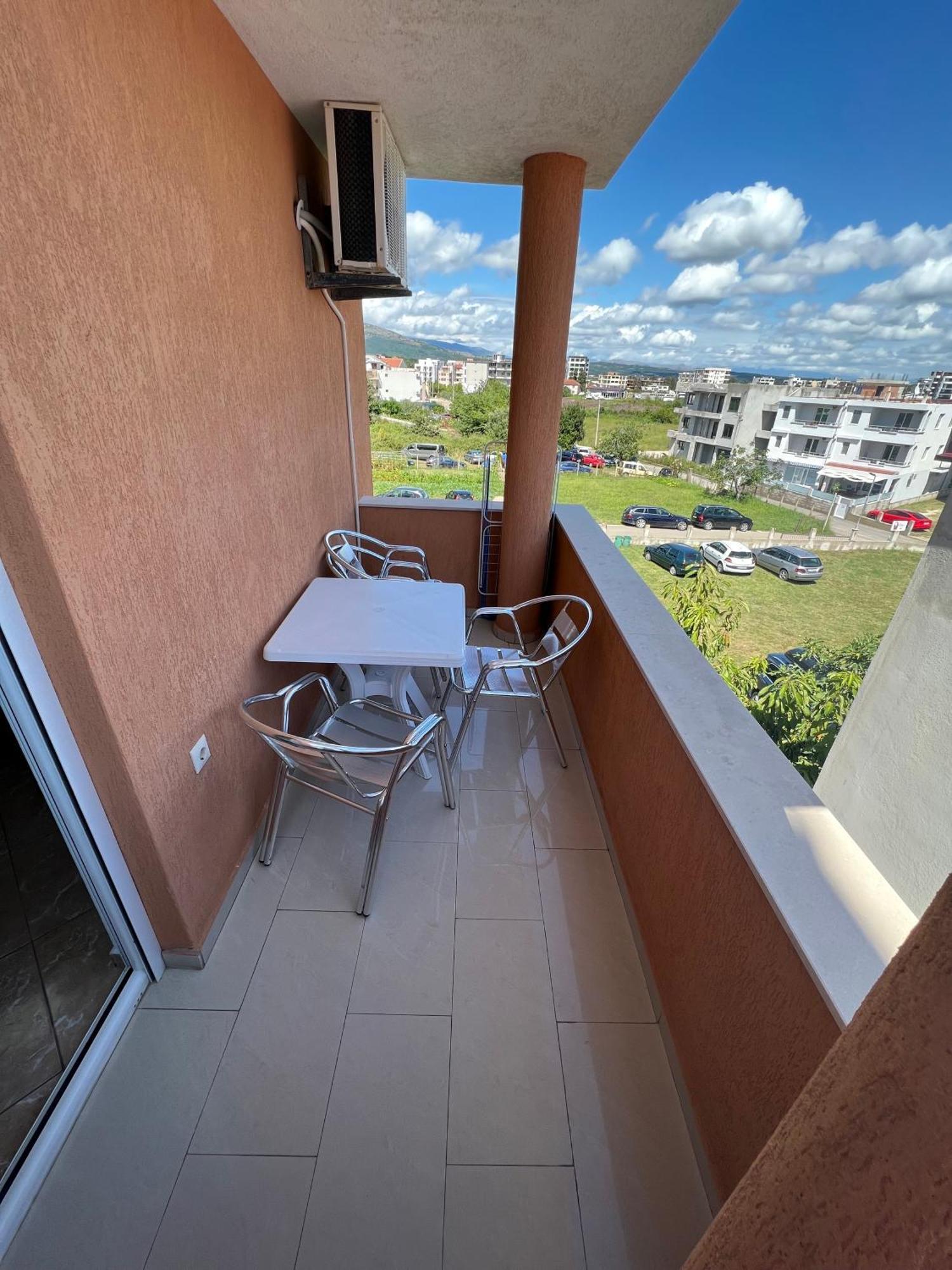 Apartments Zalli Улцинь Экстерьер фото
