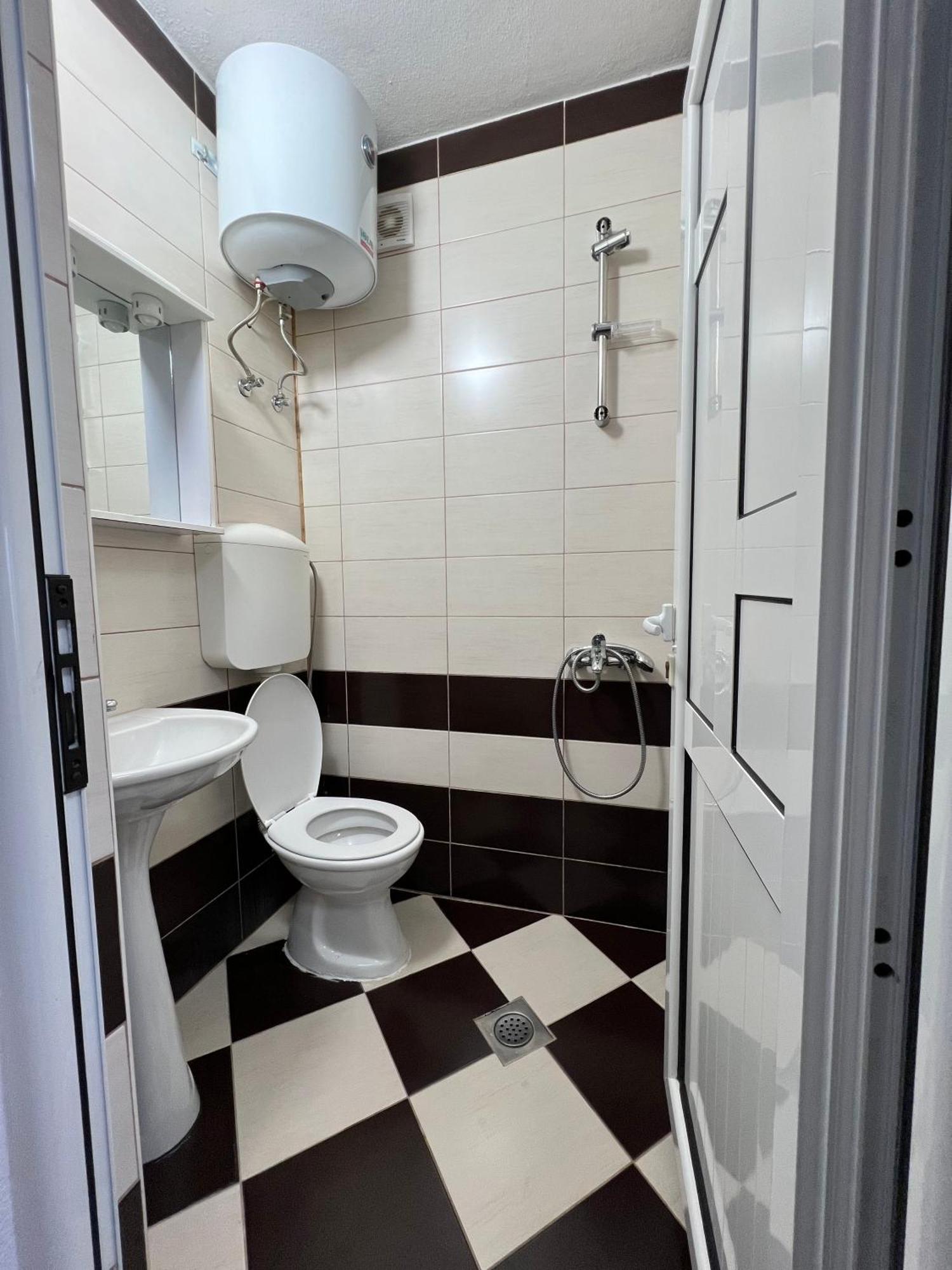 Apartments Zalli Улцинь Экстерьер фото