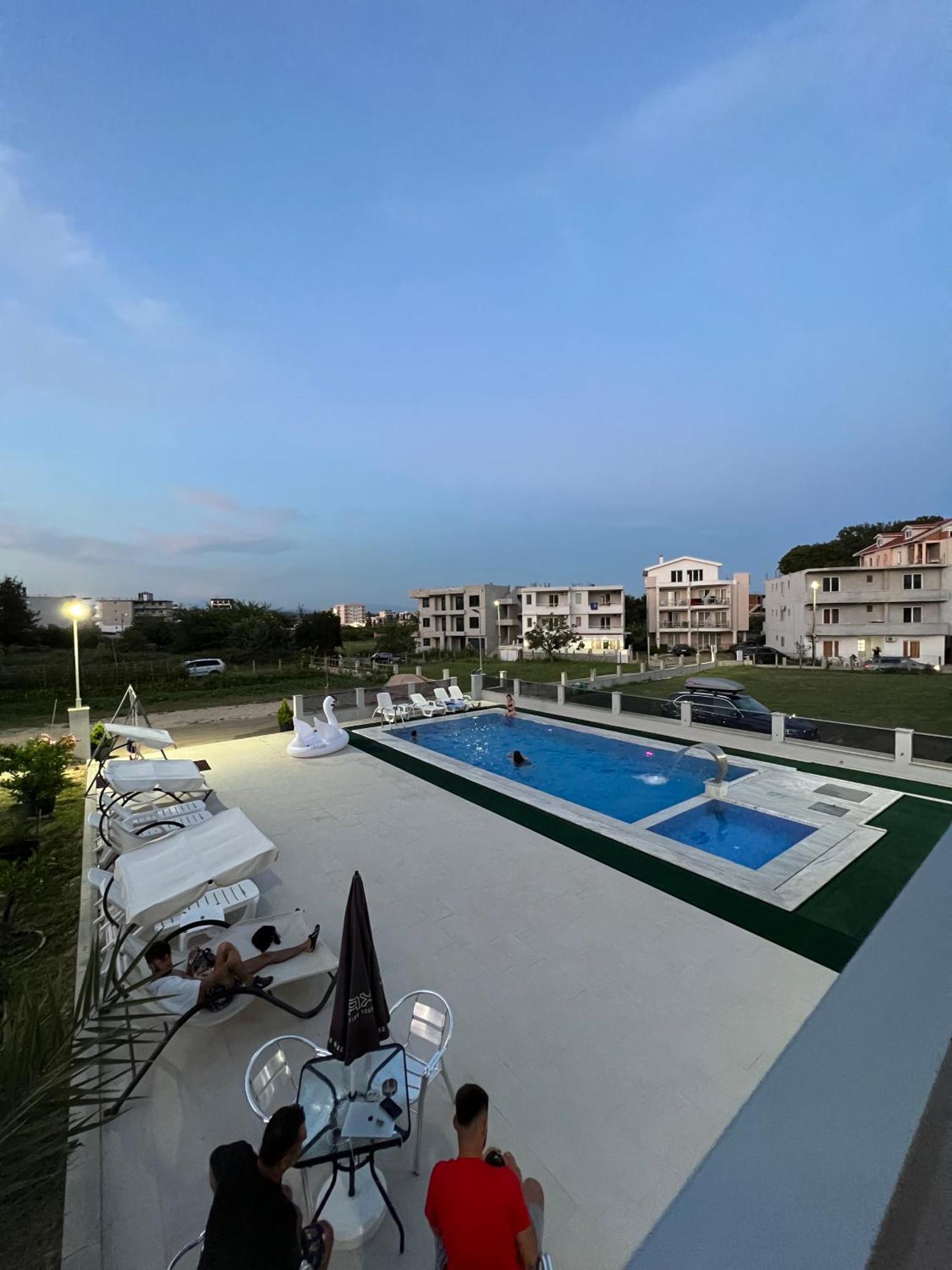 Apartments Zalli Улцинь Экстерьер фото