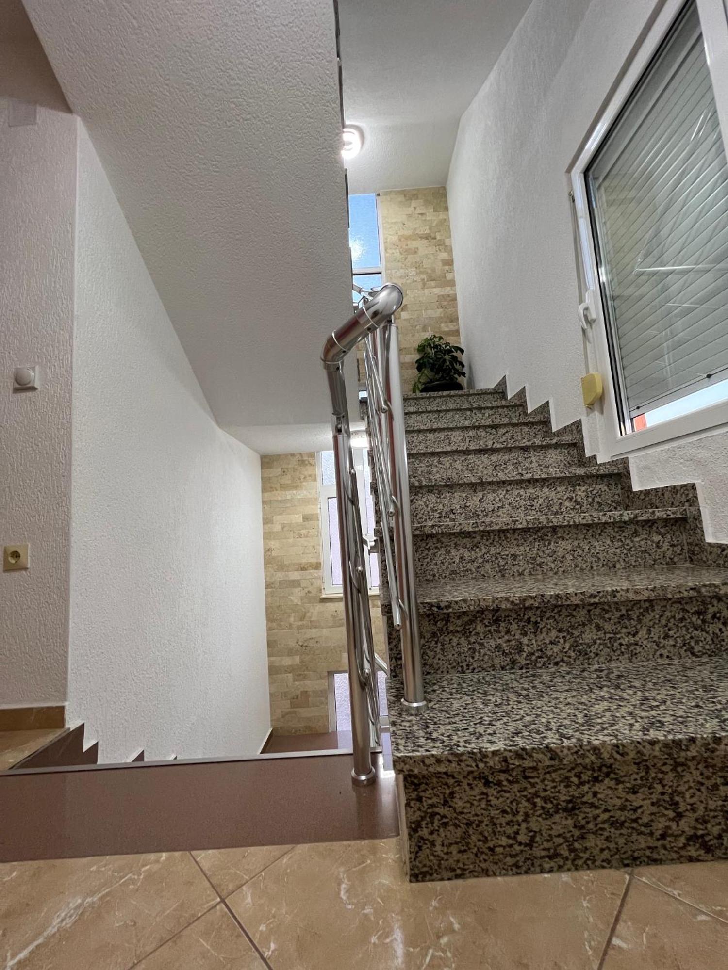 Apartments Zalli Улцинь Экстерьер фото