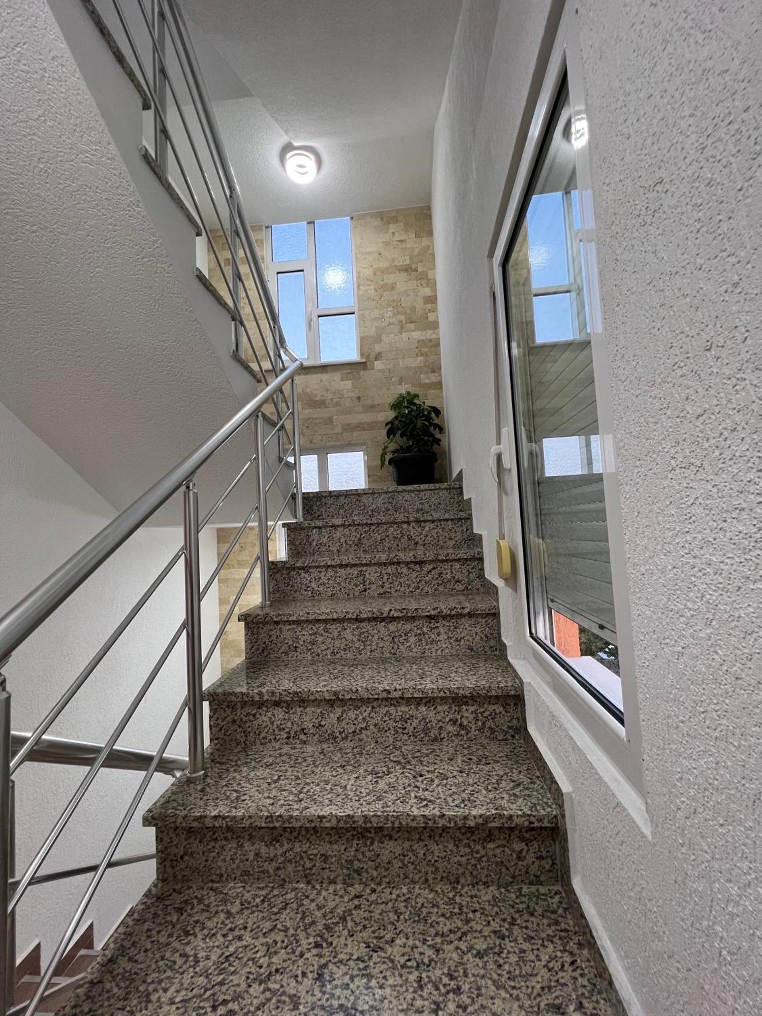 Apartments Zalli Улцинь Экстерьер фото